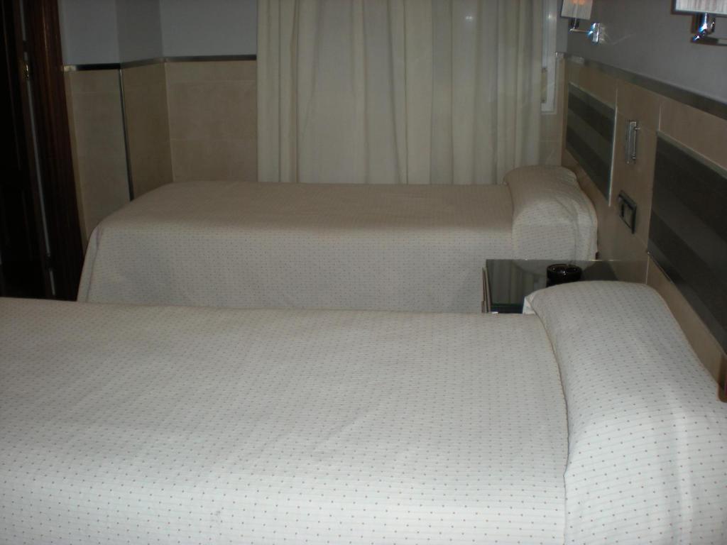Hostal La Hispanidad Malaga Zewnętrze zdjęcie