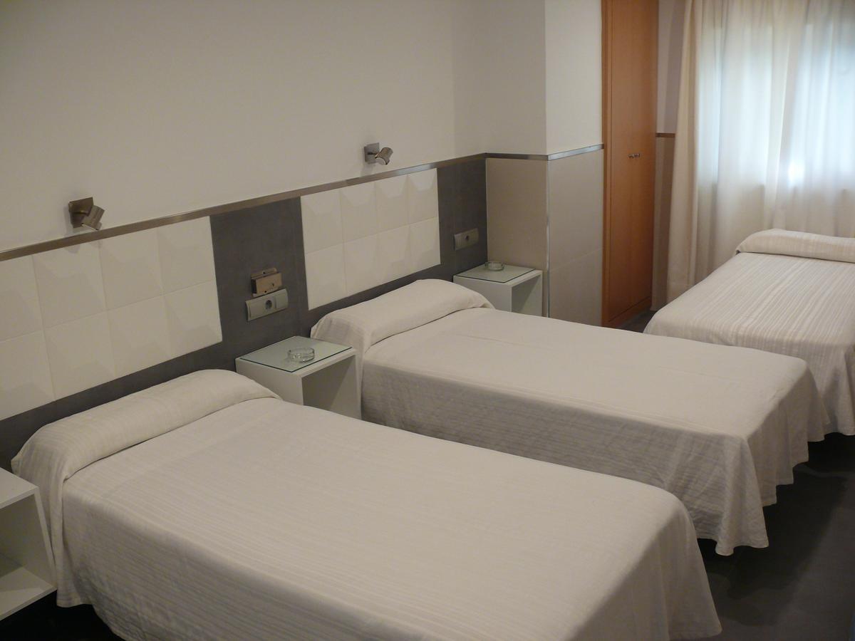 Hostal La Hispanidad Malaga Zewnętrze zdjęcie