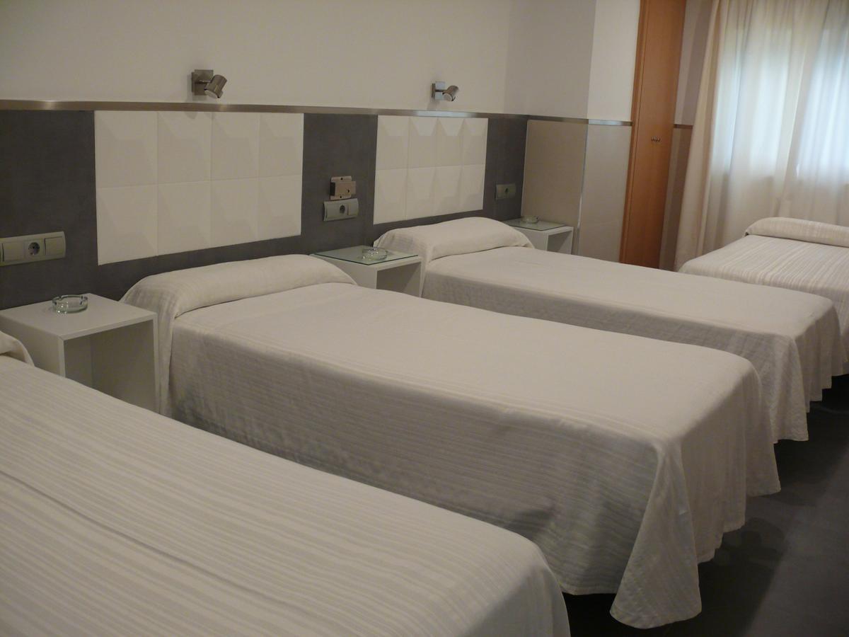 Hostal La Hispanidad Malaga Zewnętrze zdjęcie