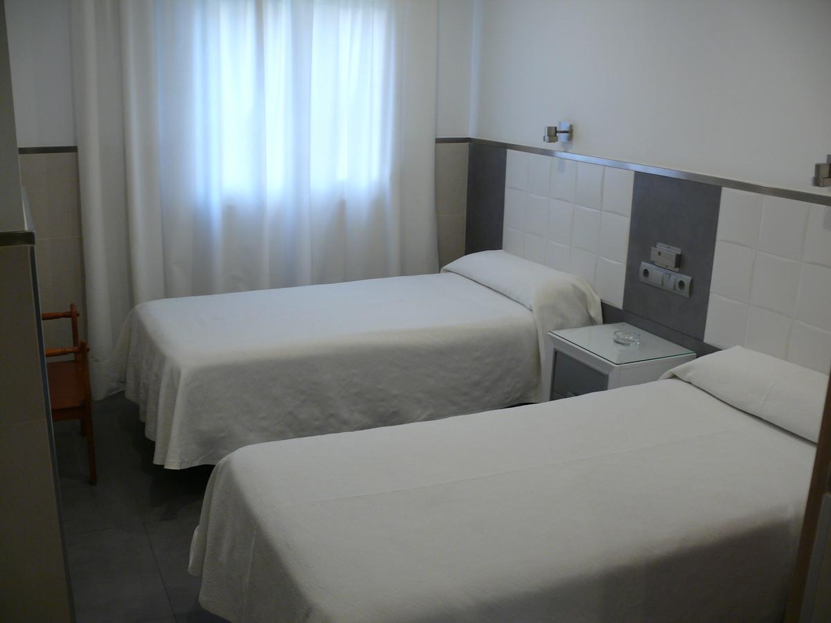 Hostal La Hispanidad Malaga Zewnętrze zdjęcie