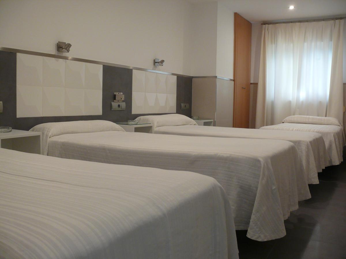 Hostal La Hispanidad Malaga Zewnętrze zdjęcie