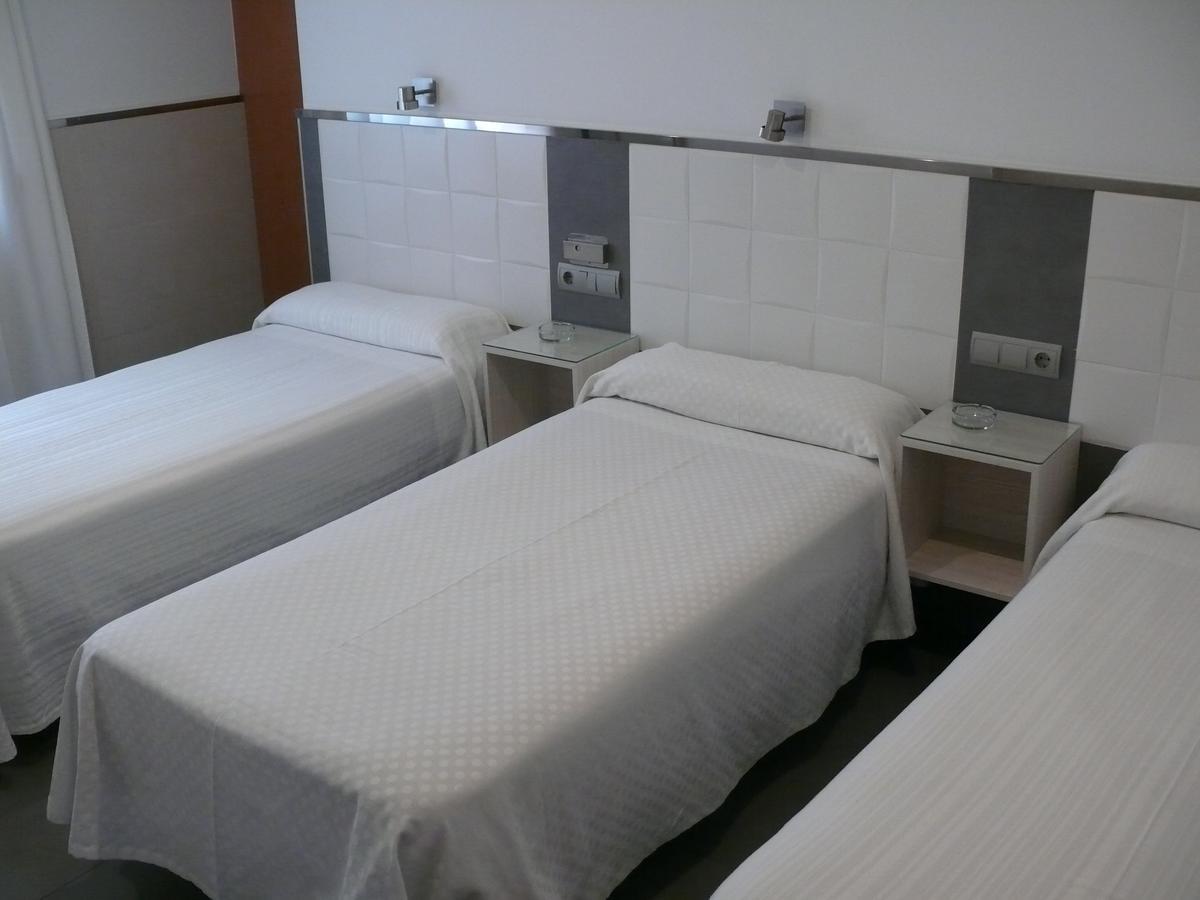 Hostal La Hispanidad Malaga Zewnętrze zdjęcie